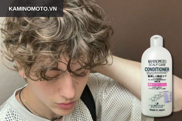 Cách chăm sóc tóc xoăn nam hiệu quả với dầu xả Kaminomoto 