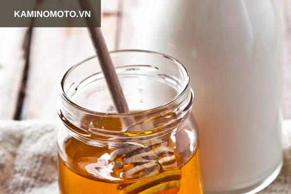 Sữa tươi và mật ong 