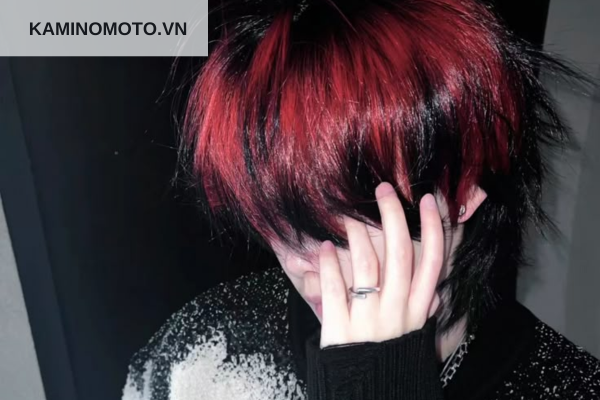 Tóc highlight màu đỏ